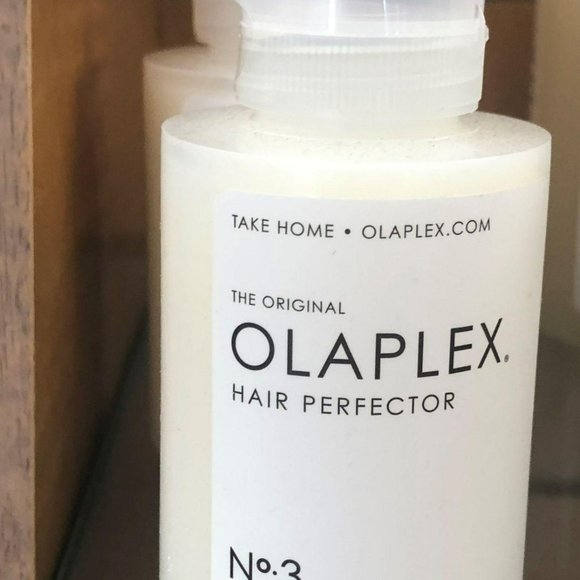 Olaplex Kit Shampoo, Conditioner, & Hair Perfector - Picture 8 of 8